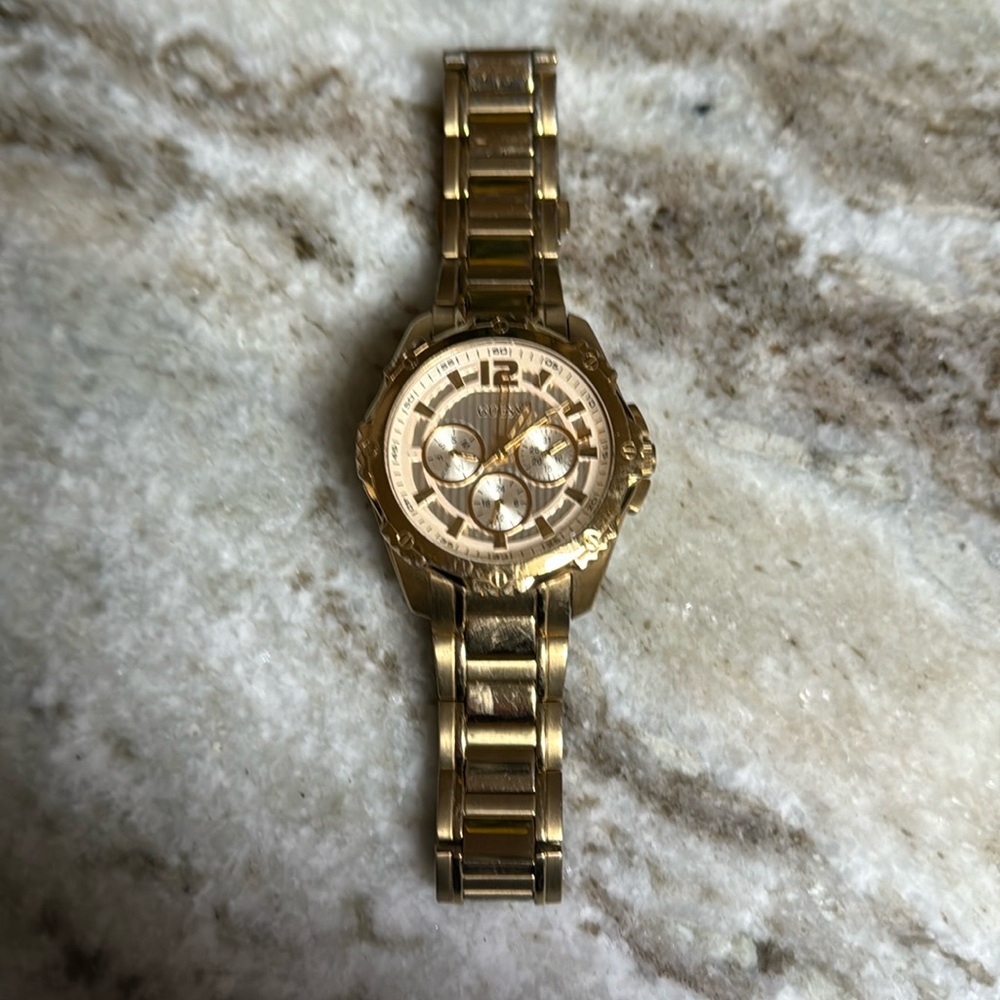GUESS WATCH